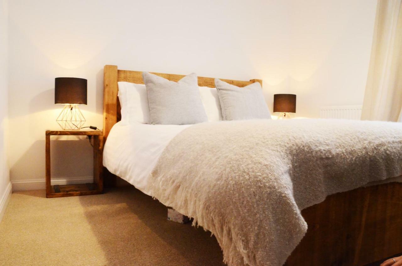 Home Crowd Luxury Apartments Донкастър Екстериор снимка